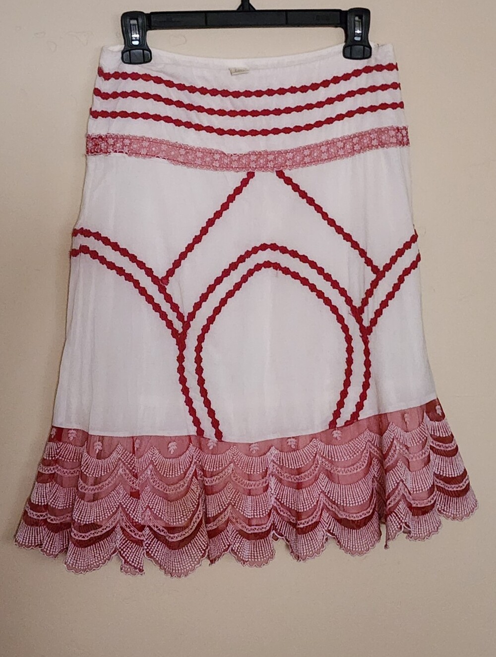 Lithe Women's Ivory Red Embroidered Lace Ruffle A-line Skirt Size 4